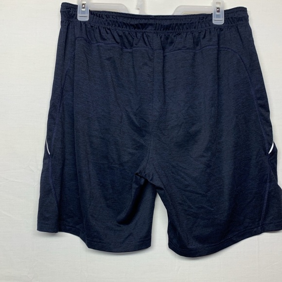 Men’s Reebok Shorts - Picture 8 of 8